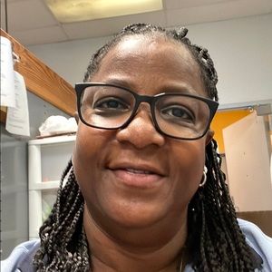 Meet your Posher, Paula